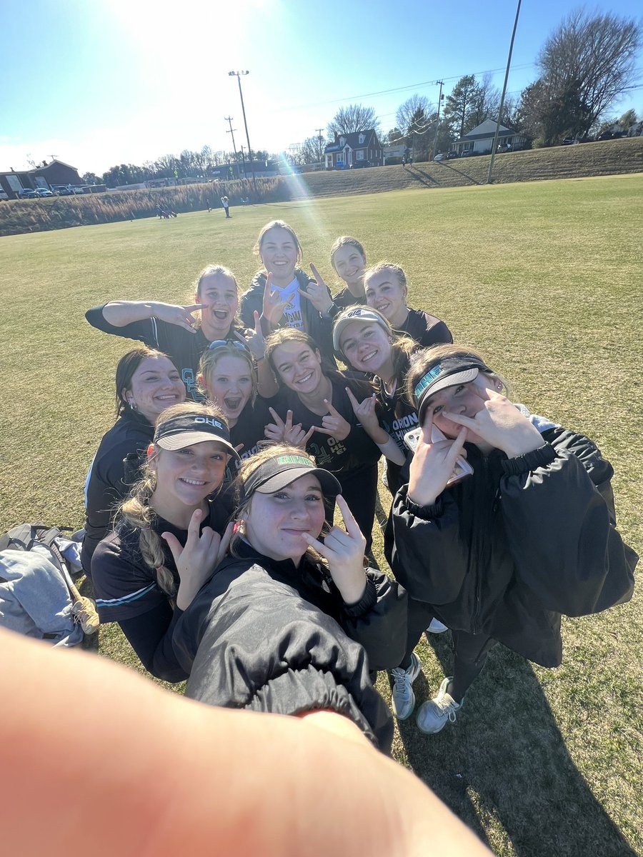 AubMitchell2026's tweet photo. I had such a blast @LongwoodSB camp today. You could never ask for a better staff and players to run a camp. I can’t wait to go up to the farm and catch a few games this season!!! @DrCoachBrown5 @JesseDreswick @sophia_knock3 https://t.co/JsUAEczody