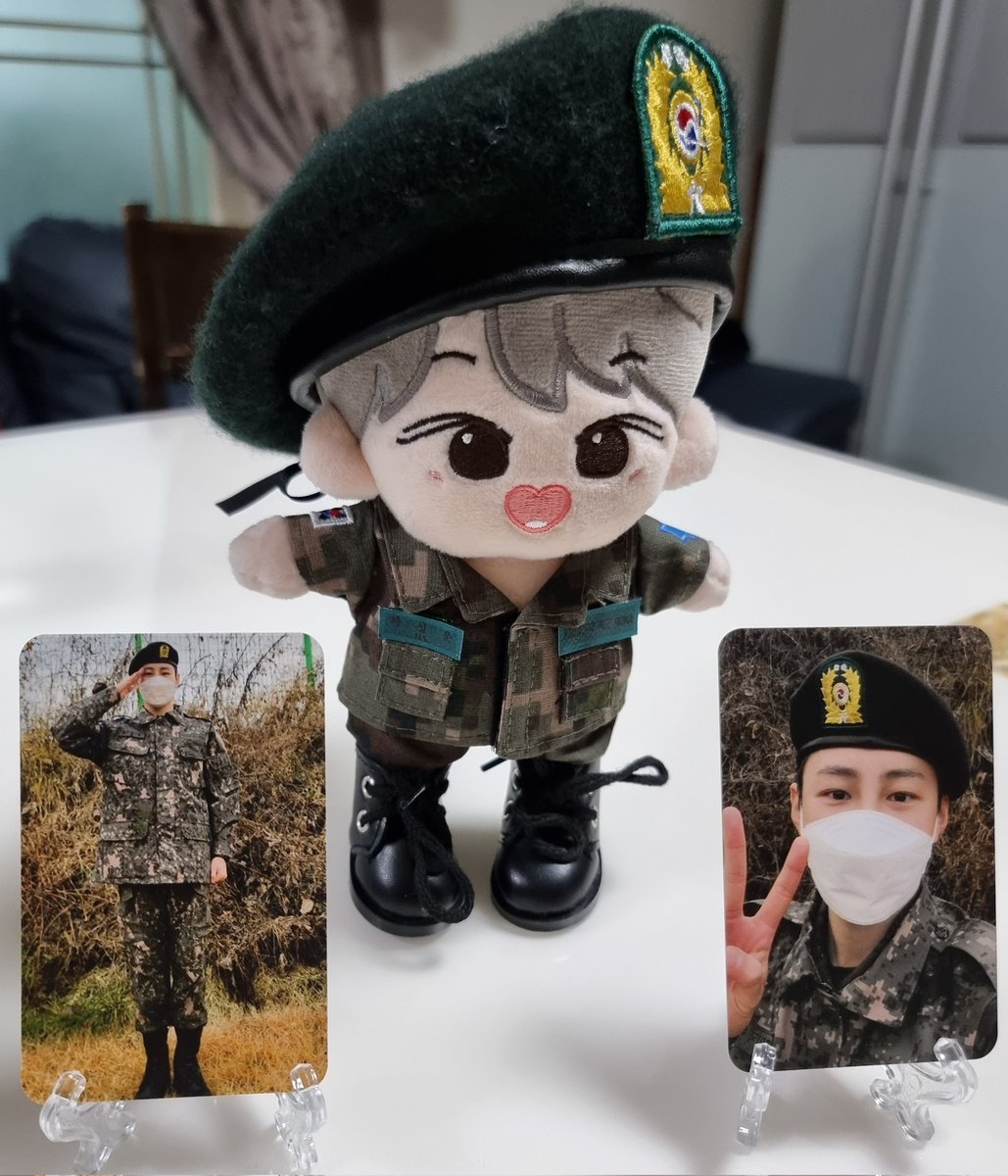 glamhyun's tweet image. 우리 성운이 행복한 새해 맞이하길 바라고
좋은 사람들 옆에서 좋은 일들만 있길!
팬으로서 너의 앞길을 응원해🩵
#하성운 #자랑스런 #솔로아티스트 
#하늘통신
@gooreumseng