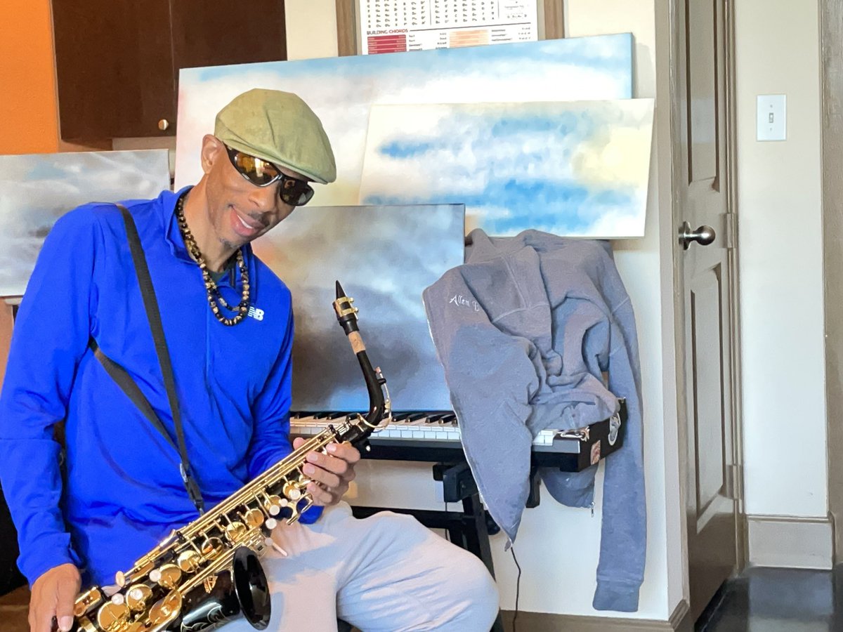 Bleusinger's tweet photo. @brvdmvrphreal #bluesingerallenb https://t.co/6WqtDGCEVs