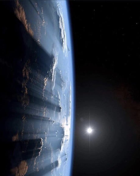 uhd2020's tweet photo. Sunset from space! https://t.co/8YTxheLToD