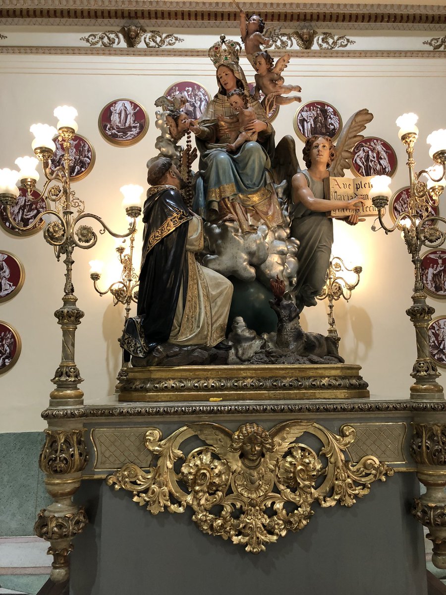 Dulcinela0907's tweet photo. #PrimeraPeregrinaciónDelAño #VirgenDeChiquinquira #PatronaDeColombia #Intercesora #CumpliendoPromesas #Católica #Mariana https://t.co/QKddWOk5Am