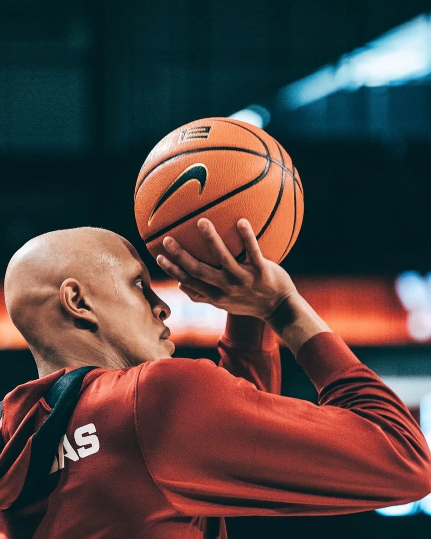 ARHoopScoop's tweet photo. From the "You'll-be-glad-to-know" files ...

In Arkansas's last 5 wins, freshman Jordan Walsh has avg. ...

- 10.6 ppg
- 63.6% FGs
- 41.7% 3FGs
- 4.8 rpg
- 2.0 spg
- 1.0 ast https://t.co/g0utYBhqA4