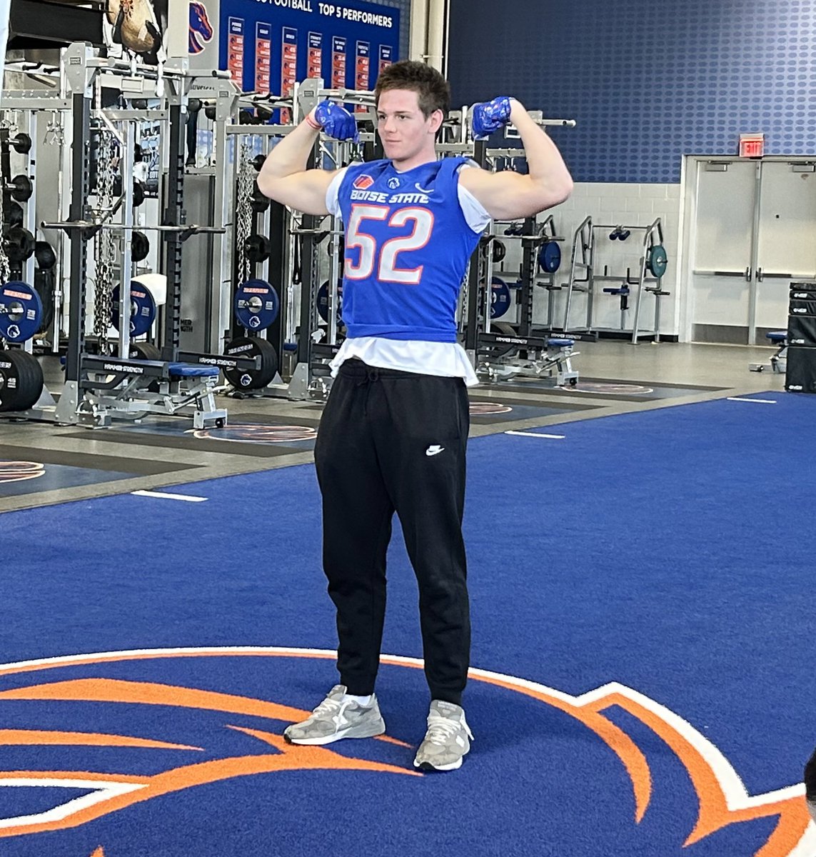 Trevor__Mck's tweet photo. Had a great time today getting to know @BroncoSportsFB staff and facilities! https://t.co/yNke4IcLQY