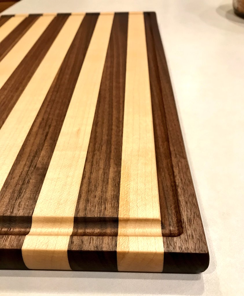 Tools_Tutorials's tweet image. Maple and Black Walnut are good friends, agree?