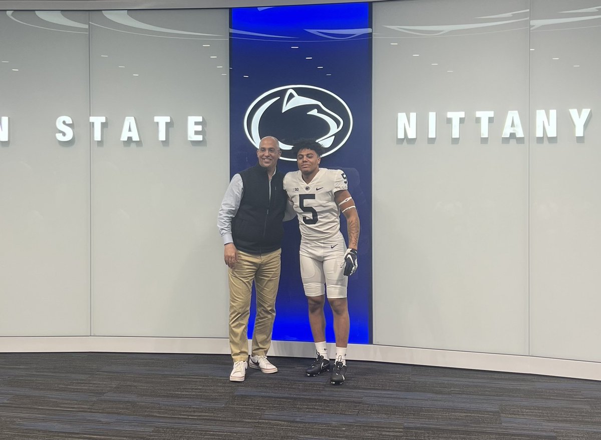 Jamaldavisjr's tweet photo. Had an amazing visit today @PennStateFball !! Cant wait till the next visit and seeing the staff. Thank you @CoachCollins46 @Coachpoindexter @coachRickLyster @Coach_Ander5on https://t.co/NRFuYJ2kNU