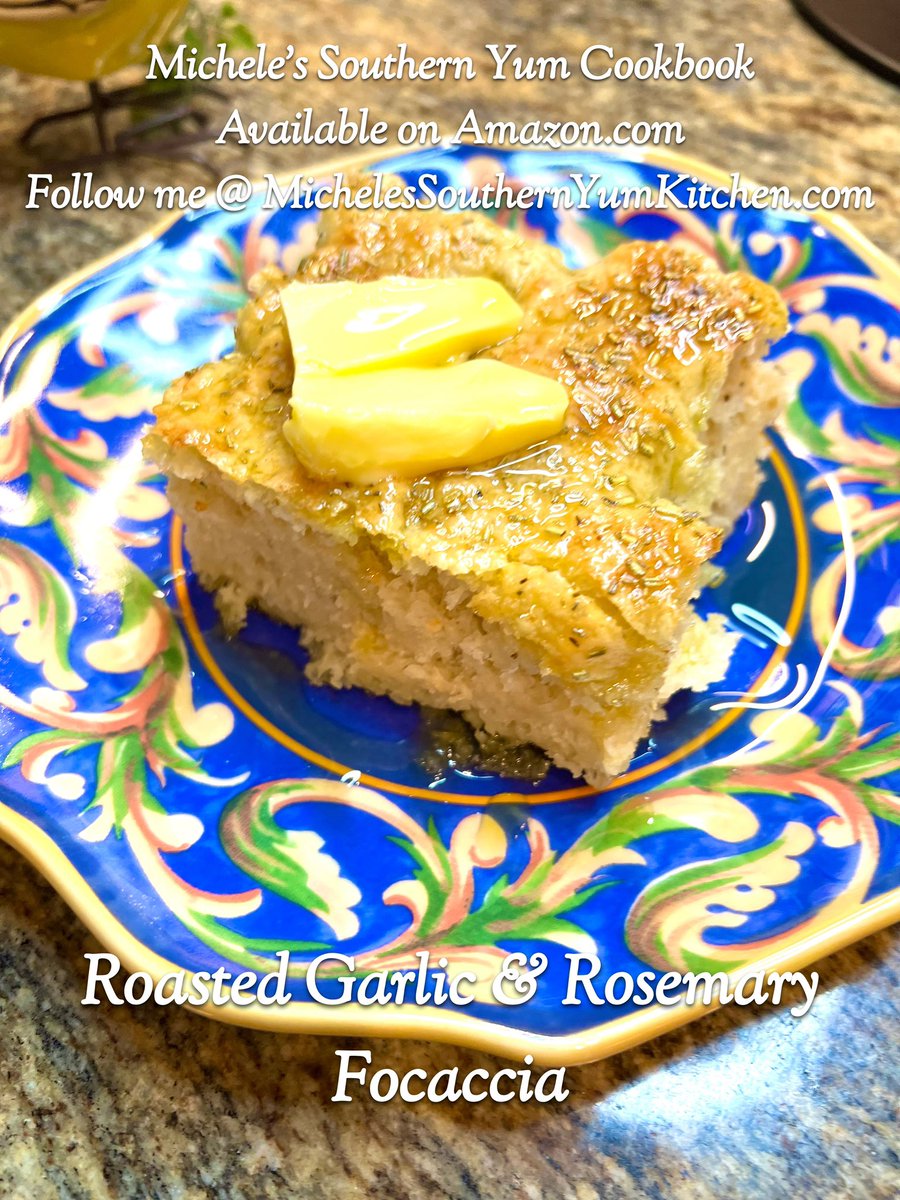 mmathews944's tweet image. EASY Roasted Garlic &amp;amp; Rosemary Focaccia! Let’s cook! Michele’s Southern Yum Cookbook available @ amzn.com/dp/1662922019 #bread #breadmaking #easybread #easyrecipes