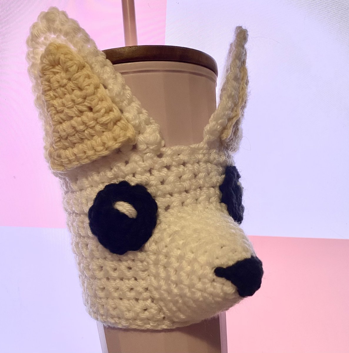 MadeByRye's tweet photo. PUP CUPS  #crochet #dogs #dogmom #handmade #fiberart #crochettwt https://t.co/p3LVsc6UXW