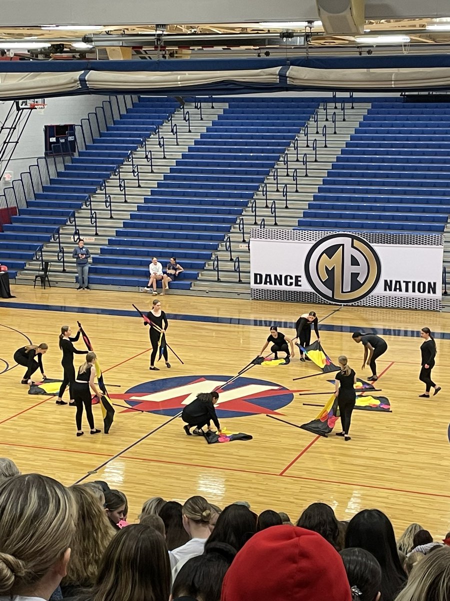 Time for the team routine!