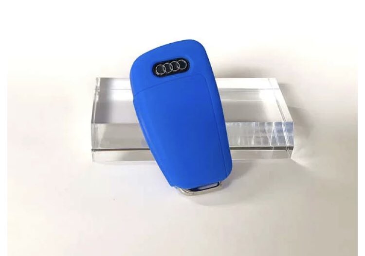 peyton_halt's tweet photo. audi シリコンキーカバーケース
(A1/A3/A4/A6/TT/Q2/Q3/Q7 etc)
おすすめです!!
#audi #vw #car #key #keycover
#a1 #a3 #a4 #a6 #tt
#シリコンキーカバー
#入荷 #人気 #おすすめ
#cargoods #popular
#cargram #cars
#carcustomshop #carcommunity https://t.co/tFTYpZ0nxw