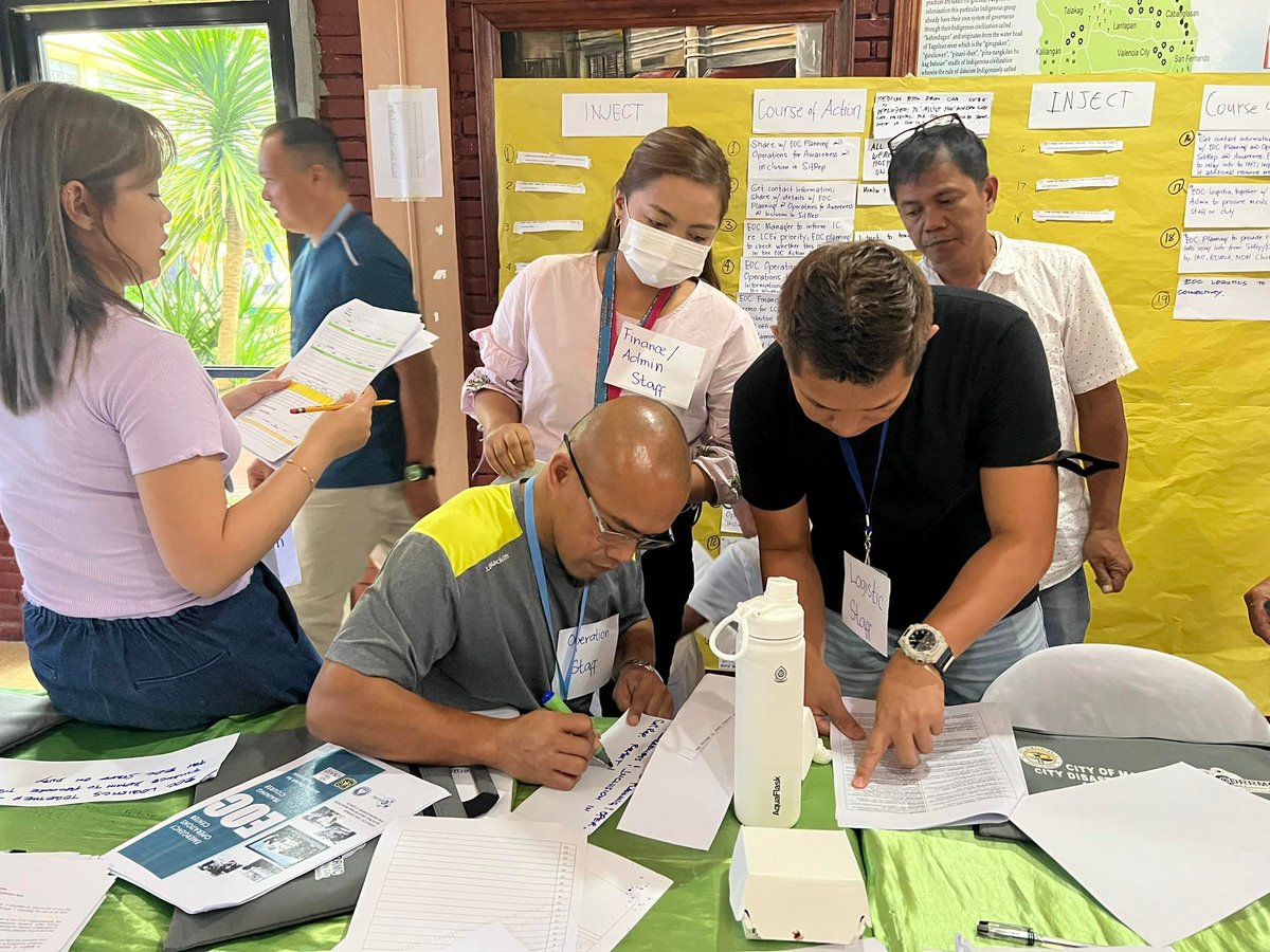 OCD10NorMin's tweet photo. OCD 10 provided technical assistance to LGU Malaybalay City, Bukidnon in the conduct of their Emergency Operations Center Training held on January 18-20, 2023 at Liberato P. Tortola function hall, Bukidnon National High School, Malaybalay City.
#ResilientNorMin #ResiliencePH https://t.co/3OR2KmzzUJ