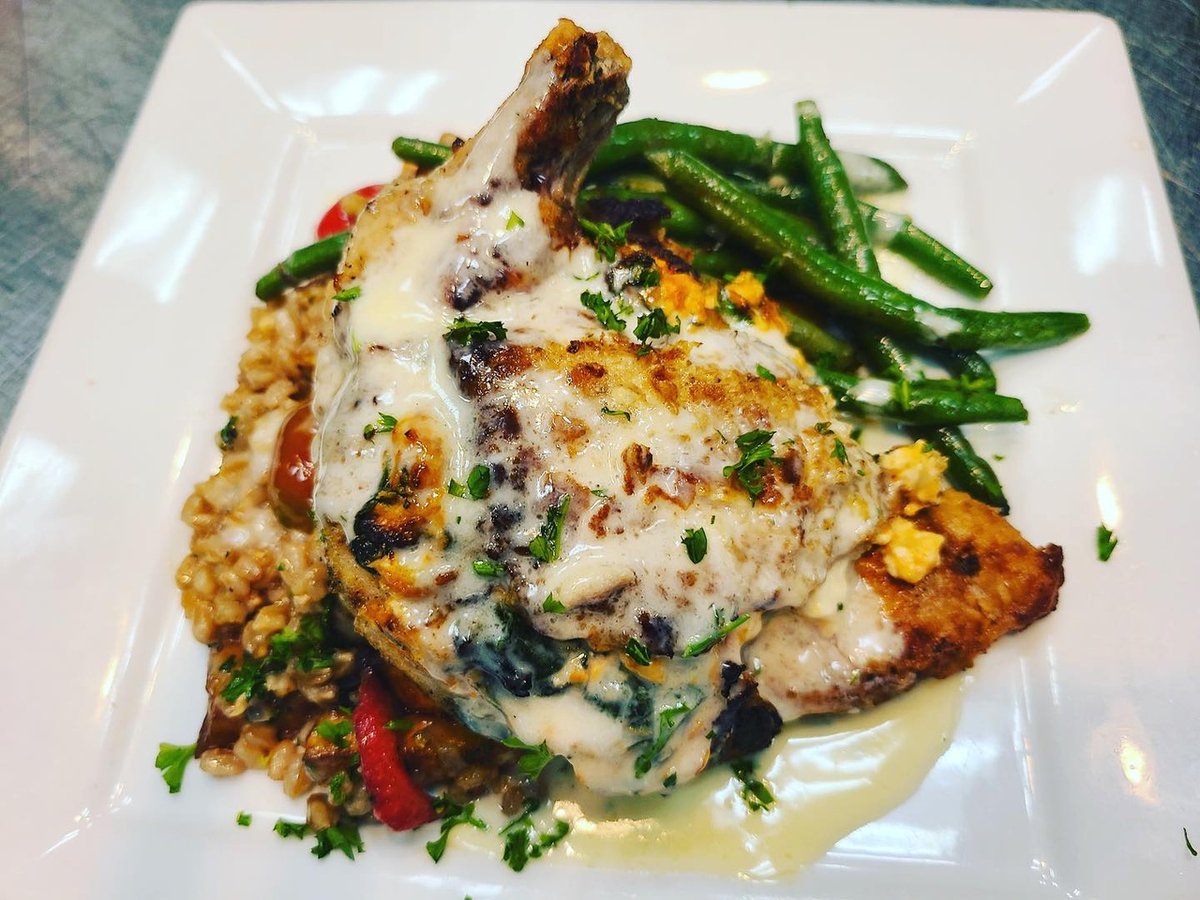 bhamrestweek's tweet photo. The deliciousness continues! Welcome to the #BRW2023 crew OvenBird, @rootsandrevelry, @RojoBirmingham and Sabor Latino Restaurant! View our entire lineup NOW at https://t.co/tl22R6GdnO! #BhamRestWeek https://t.co/atqtXvwIHh