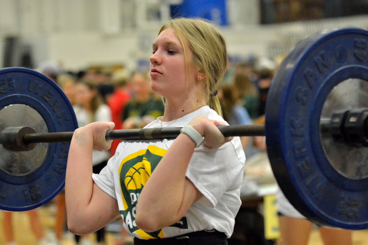 derekwwiley's tweet photo. 💪Look who was powerlifting at Leavenworth today after posting 22 points and 16 rebounds last night against De Soto. 💪

@blhsathletics @BobcatPower @CoachjTat #kspreps https://t.co/dOrM0plUp9