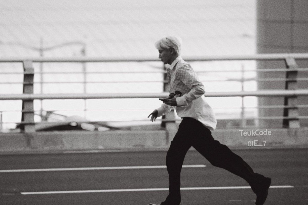 xxx_chee's tweet photo. @TOP100KPOP I vote #LEETEUK (#SUPERJUNIOR) of @SJofficial for #TOP100KPOPLEADERS 🫶 https://t.co/rtbZ7I7auj
