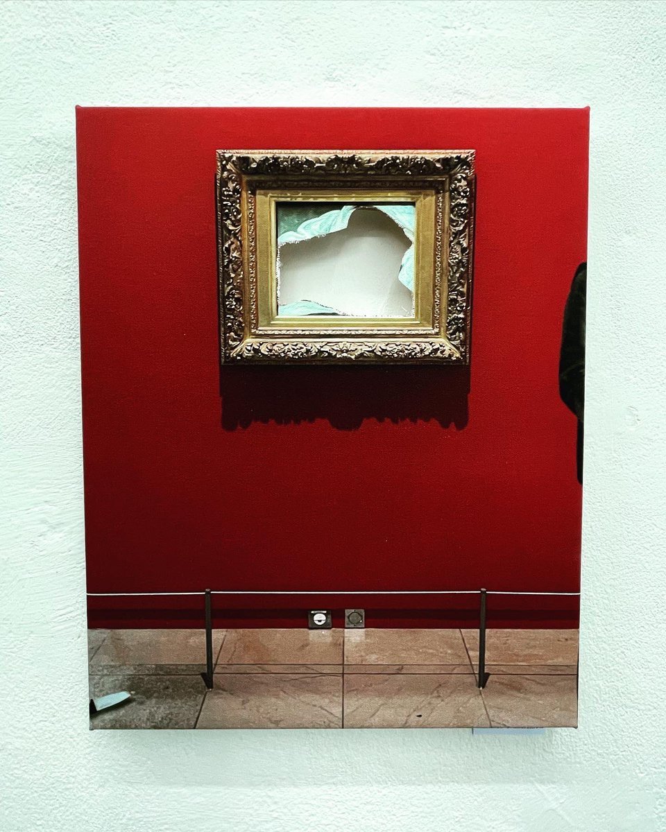 MattCrime's tweet photo. L’origine du monde : volée, arrachée au couteau. Exposition Amour IV. Plateforme Paris. Jusqu’au 5 janvier. https://t.co/rIbhjrdYB3