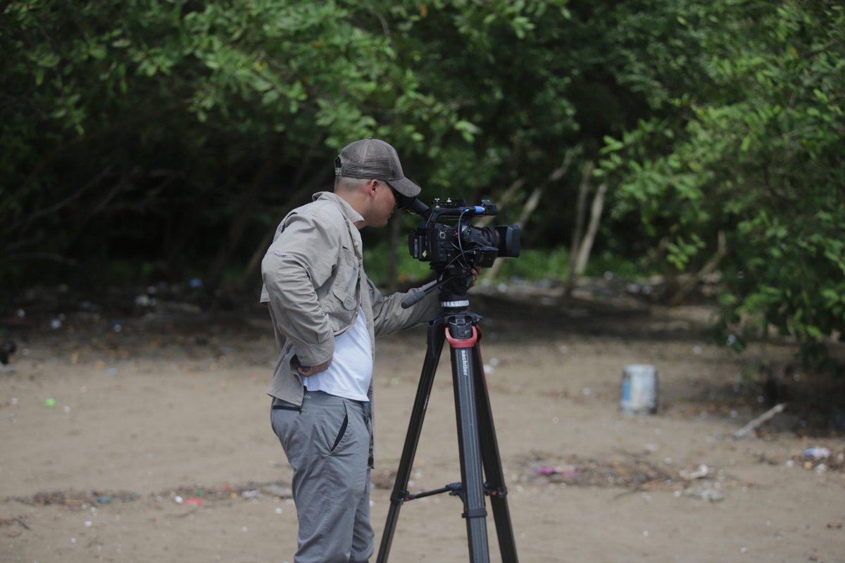 adoptabosque's tweet photo. Gracias al equipo de producción de este Excelente programa ecológico dirigido por la talentosa presentadora @GretelMendez y la brillante cámara de Rolando Alexis Robles
📷Luis Santamaria @lsantamaria31
Gracias a @TVNPanama por Promover la Educación Ambiental 🌳💚🌴
#TeamADOPTA https://t.co/PYlmff6gng