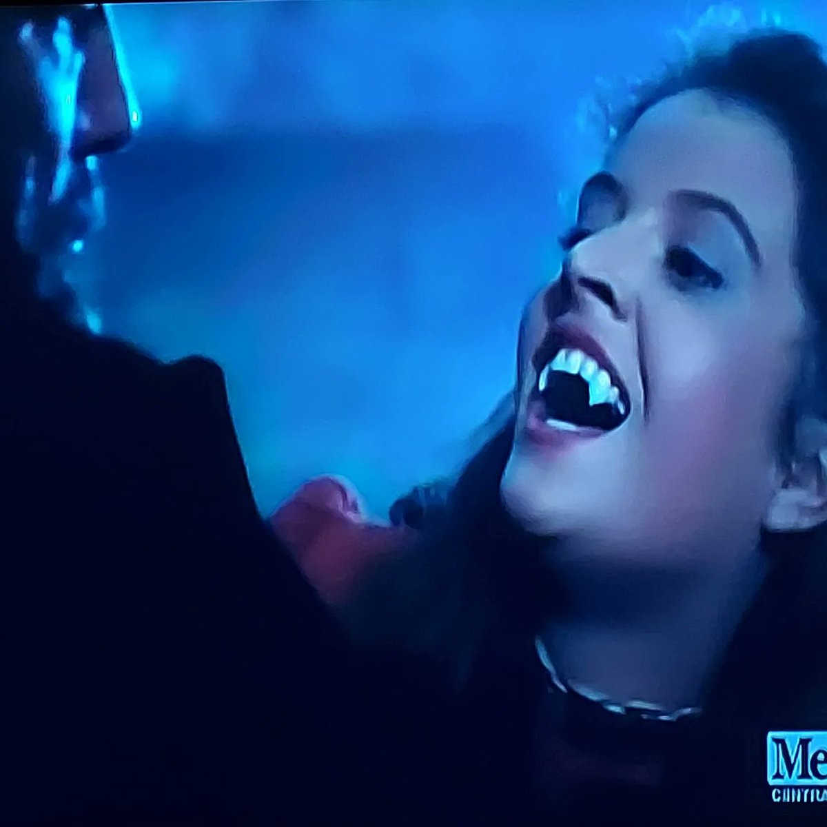 MegaRetroGeek's tweet image. It looks like this night is not gonna SUCK anymore! It's Svengoolie time!! 🧛‍♀️ 🦇

#Svengoolie #kissofthevampire