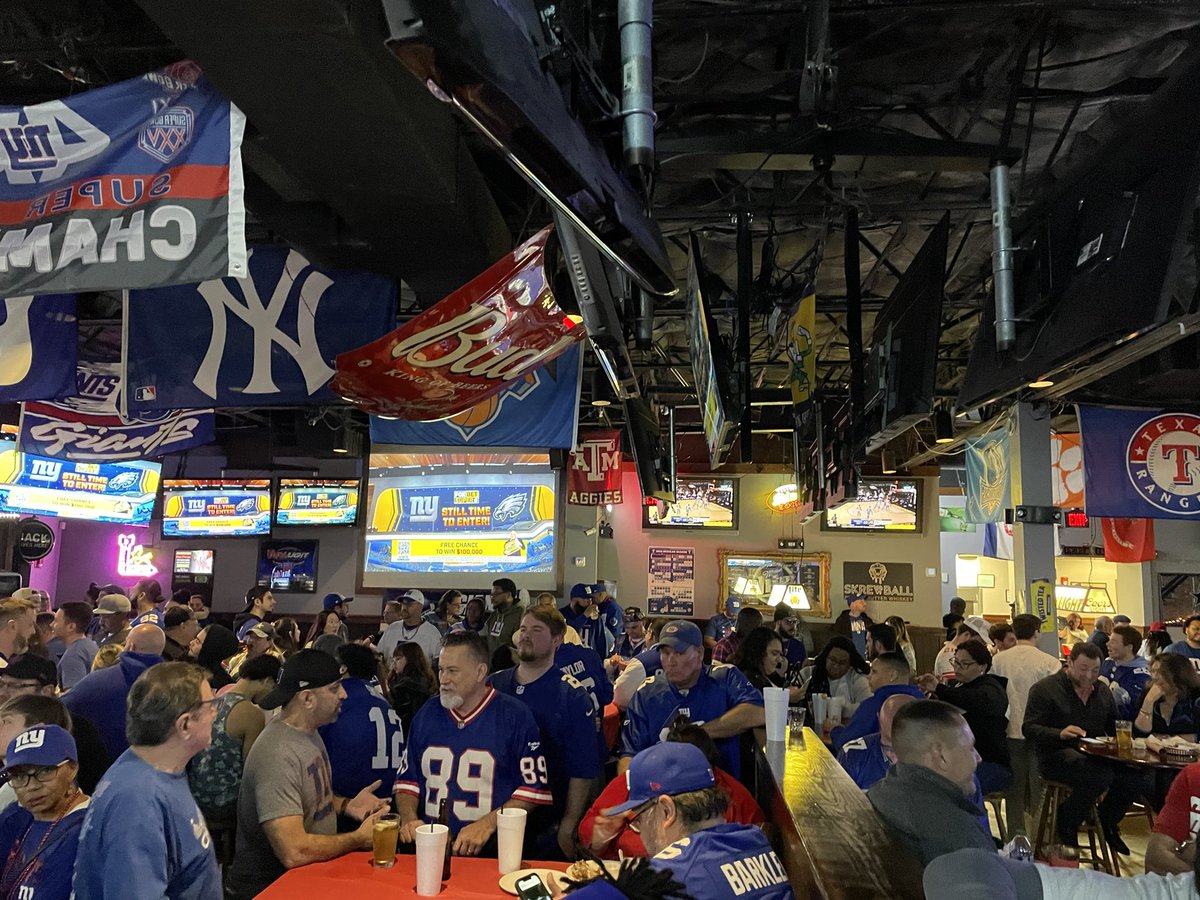 RhinoNYG's tweet photo. We in here. Almost game time. #BigBlueDFW #NYG #Giants #OurWay
#TogetherBlue https://t.co/824j9JkLv9