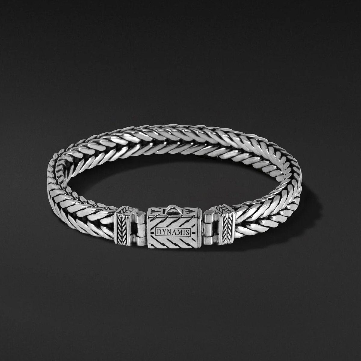 dynamis_jewelry's tweet image. Exciting news! Our new DYNAMIS 2.0 silver bracelets collection is coming soon, perfect for any occasion. Keep an eye out for our launch date! #braceletcollection #silverbracelets #dynamis2.0 #dynamisjewelry
