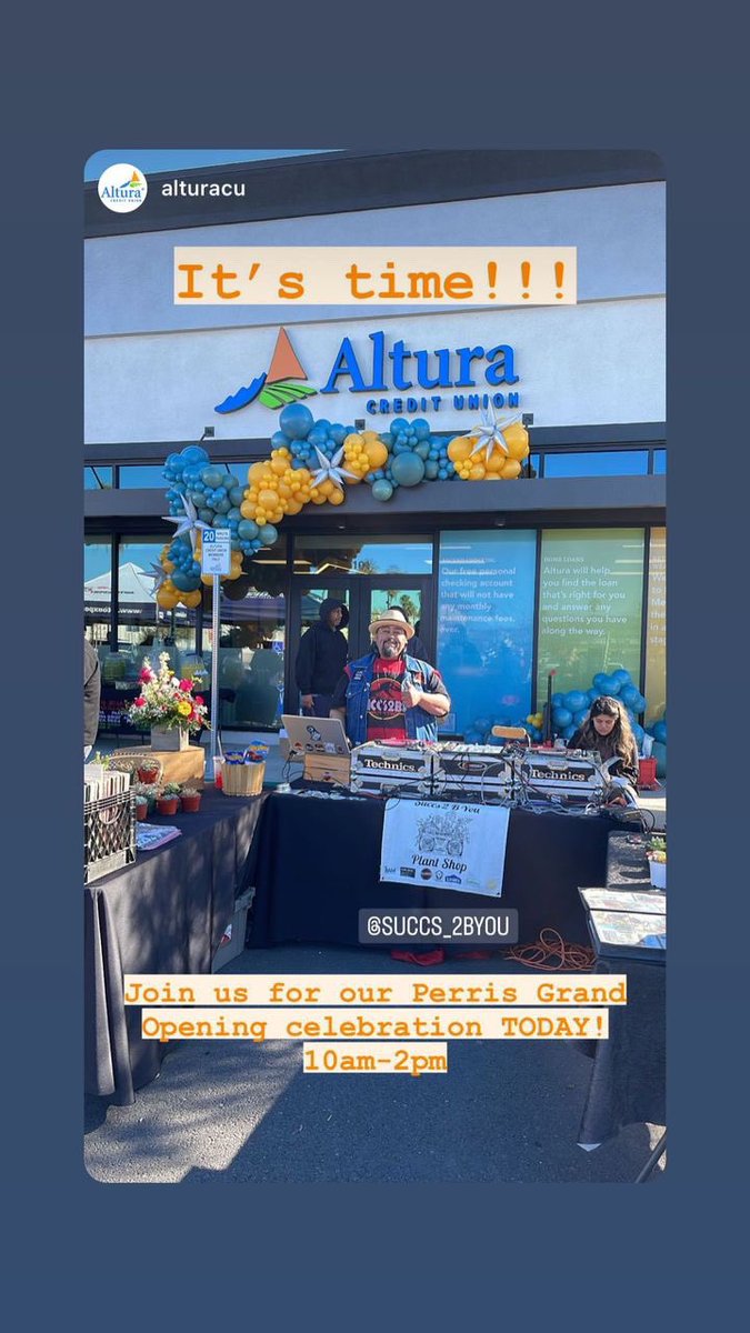 Succs2byouu's tweet photo. Grand opening for @alturacreditunion https://t.co/VDrXUxsOkI
