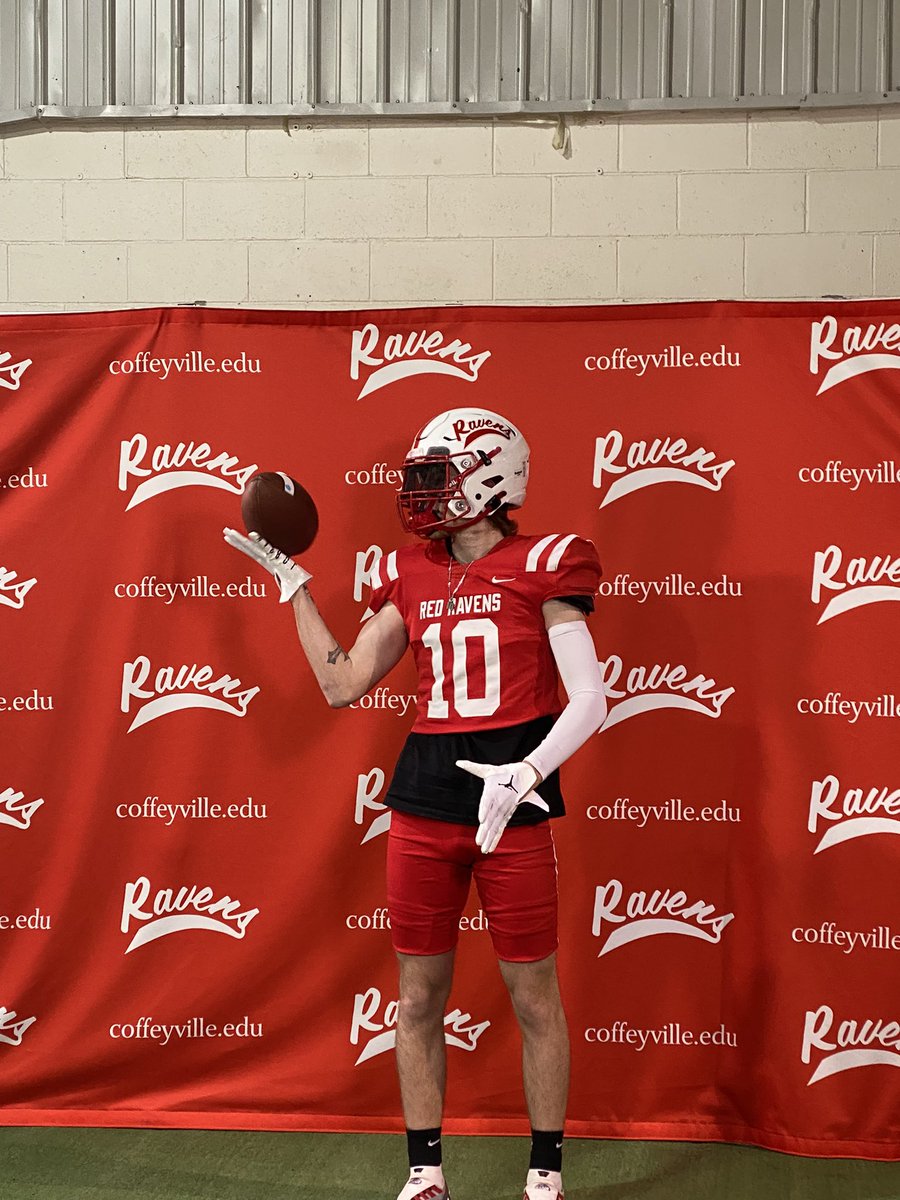 After a great visit I am blessed to receive my first offer from <a href="/Red_Raven_FB/">Coffeyville Football</a> big thanks to <a href="/coach_dobler/">Nick Dobler</a> <a href="/Coach_Stammetti/">Coach Rich Stammetti</a>