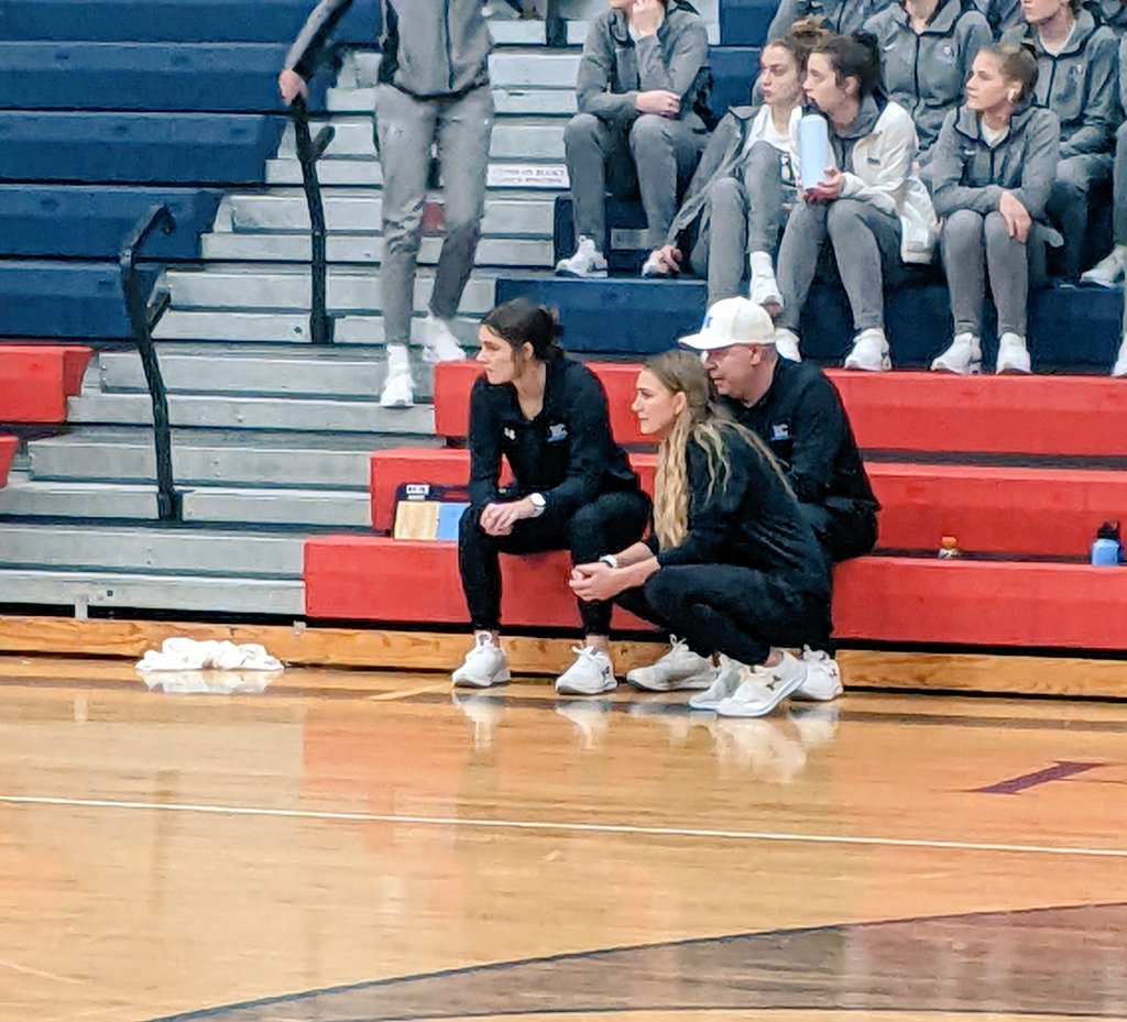 Alter Lady Knights Basketball tweet media