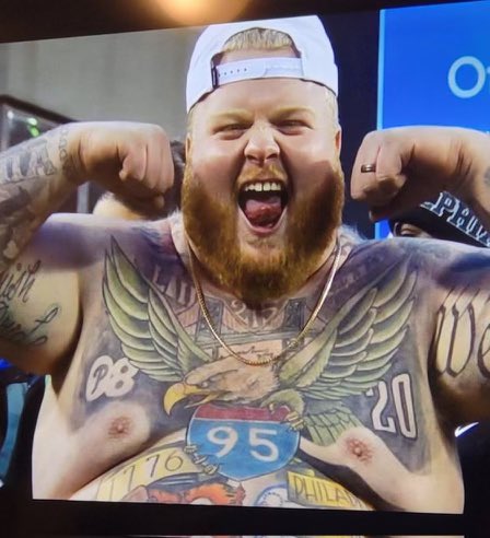 NICKMERCS's tweet photo. NAHHH bro this gotta be @timthetatman 😭 https://t.co/LVHKwgPLos