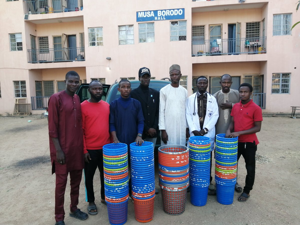 3eexauwal's tweet photo. SUG-BUK CTC Refurbishes Students' Common Rooms, Provide 120 Dustbins across Campuses

The SUG CTC under the leadership of Comr. Nadabo has refurbished students' common rooms across the campuses with a view to providing additional recreation for students of the University. https://t.co/fbgXEMpviZ