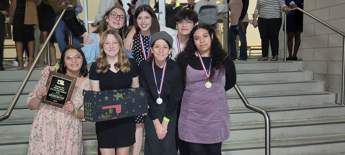 TheatreMaakeWMS's tweet photo. Advanced to District! Best  Actress,  Best Tech Crew, &amp; 5 other awards! So proud of these amazing students! @HumbleISD @HumbleISD_WMS @Moye_Education @Pineda_AP_WMS @jokeeffeox @MoliverMediaSp @broadwayCTE @WmsDC2023 https://t.co/5TPZyLZdnG