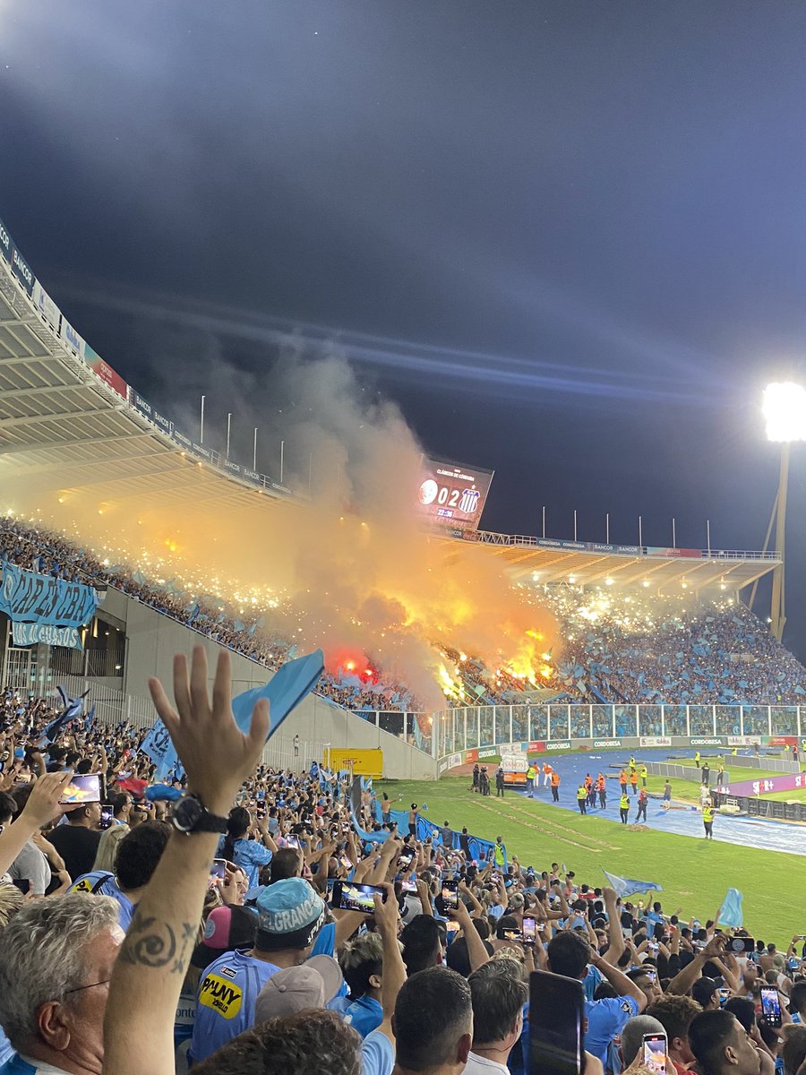 no tiene sentido la hinchada de BELGRANO por dios