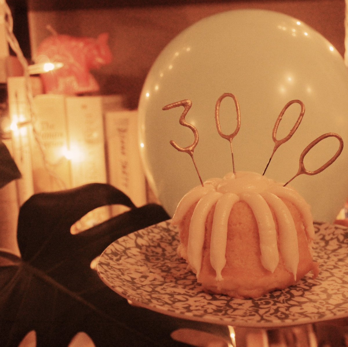 boatsagainstmag's tweet photo. celebrating two very special things this weekend!
1) we got an official poets &amp; writers listing
2) we reached 3,000 followers on Twitter!
❤️
thank you everyone for your support and love! we are so grateful to be part of the poetry community⛵️ https://t.co/hAhXwcKtHL