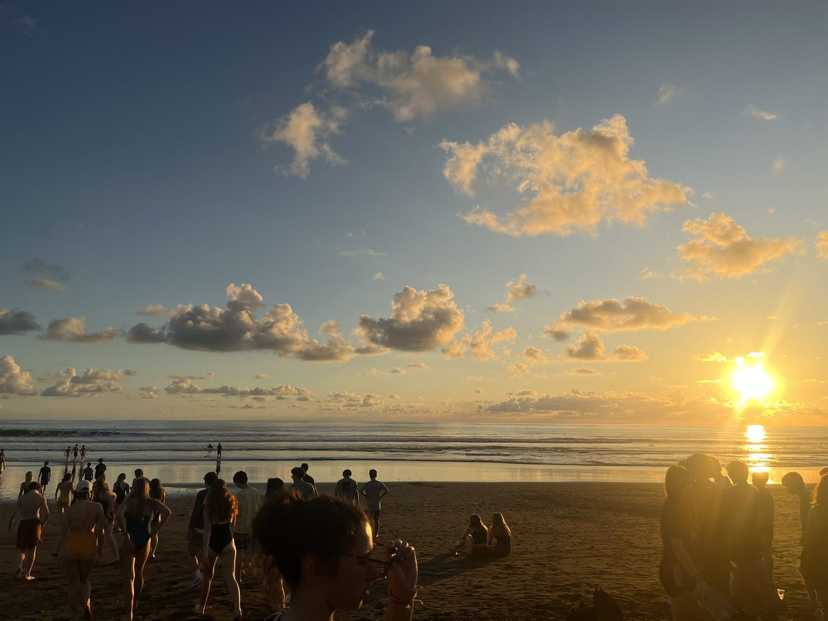 RebaTeaching's tweet image. I’m home from an amazing week with @sacredheartsf Sophomores during their service trip to Costa Rica. We had a loaded week full of new friendships, building a global community, and trying new things! Pura vida!