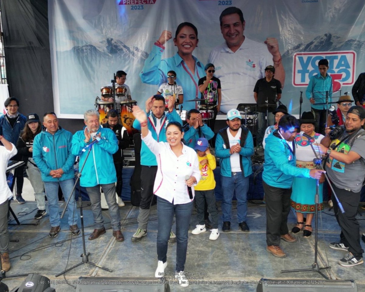 PaolaPabonC's tweet photo. Una verdadera fiesta vivimos en #Cayambe este sábado, gracias por su apoyo incondicional a los candidatos de la Revolución Ciudadana. Este 5 de febrero se viene la ola turquesa, todo todito 5

#PichinchaInvencible 
#PaoLaPrefecta https://t.co/Zak5eMSkxE