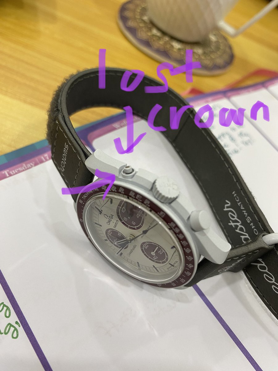 ReineRala's tweet photo. @Swatch How to replace this 2-month old Moonswatch bought in #Bangkok but am based in the #Philippines https://t.co/IyQ1egNOBm