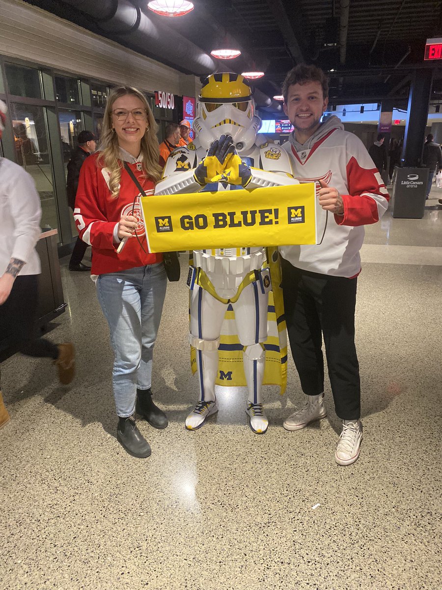 Rsmit_17's tweet photo. #LGRW https://t.co/wCinFeMPGt