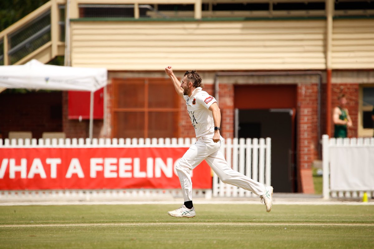StKildaCricket's tweet photo. #1stXI - @nccdragons 2/56 (24) chasing 287
@LukeGandy6 picks up his first St Kilda 1st XI wicket on debut. Luke has 1/7 (5) #ProudlyStKilda 📸: @Nathanccp1 https://t.co/NcoJjco5ec