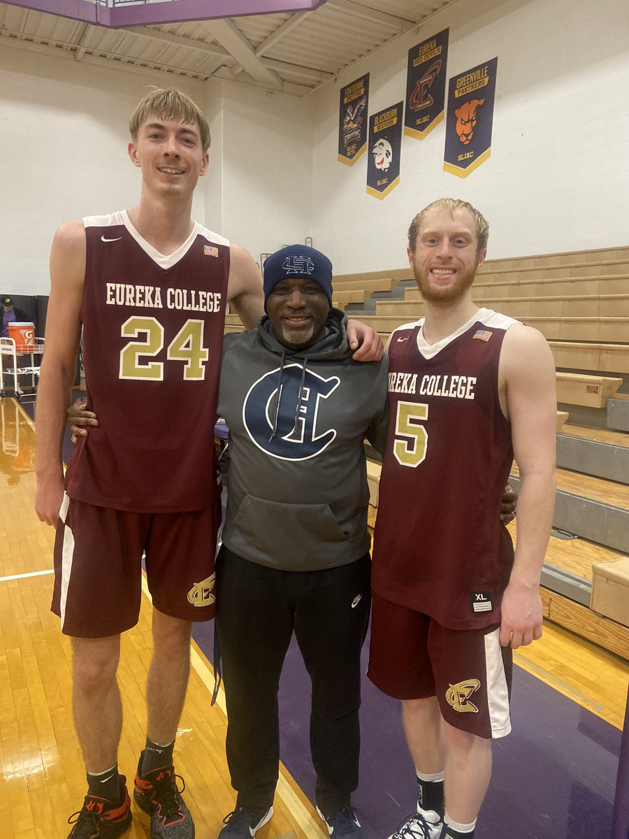 It was great to see my AAU guys that was in my program as 4th graders <a href="/CodyBaer13/">Cody Baer</a> <a href="/n_persich/">Noah Persich</a> play today for my guys <a href="/coachwilde/">Chip Wilde</a> <a href="/JRyanMulcrone/">J. Ryan Mulcrone</a> against Fontbonne. Blessing to see the seeds u planted still flourishing#HEATLIFE!!!