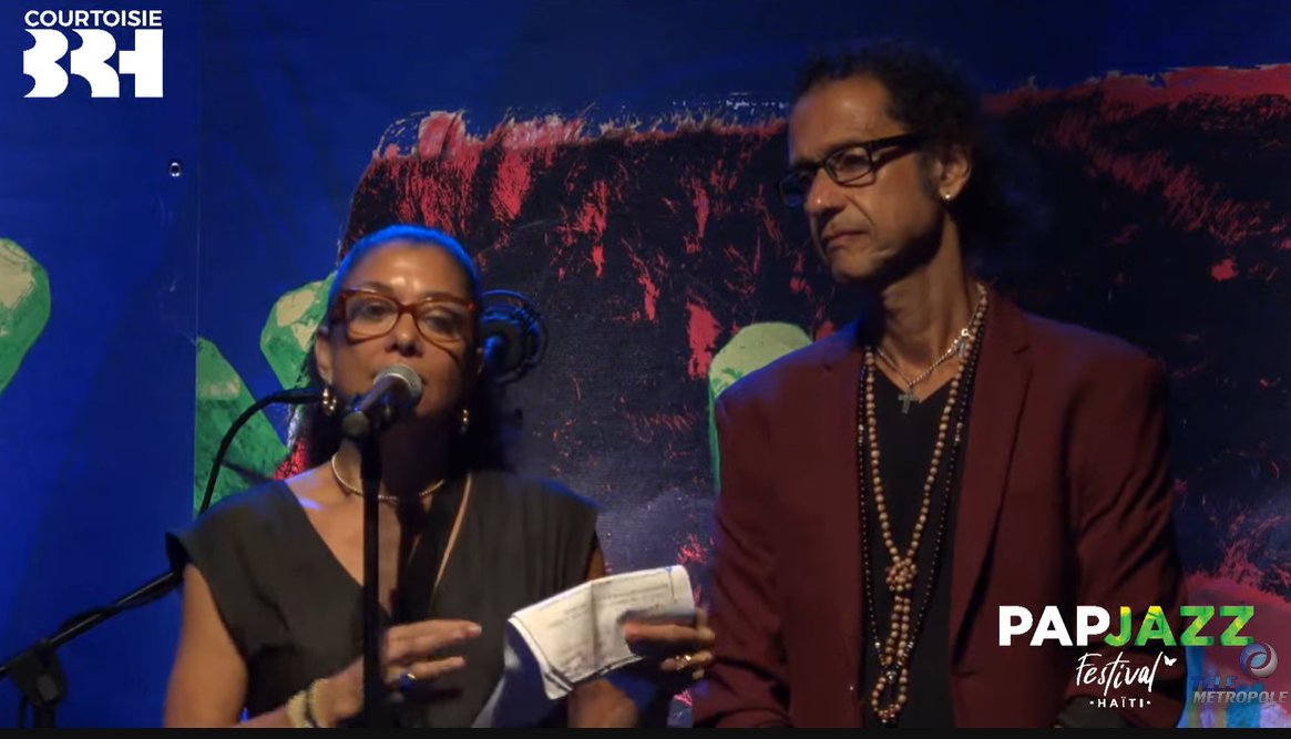 TheNancyRoc's tweet photo. Thank you Milena and Joel! @PAPJazzHaiti ki tounen #CapJazz 🇭🇹😅 ane sa a. ''Une autre  Haiti est encore possible" - Milena Sandler @carelpedre @chokarella LIVE https://t.co/E4qgRk9sjI https://t.co/KFCTIp5fCc