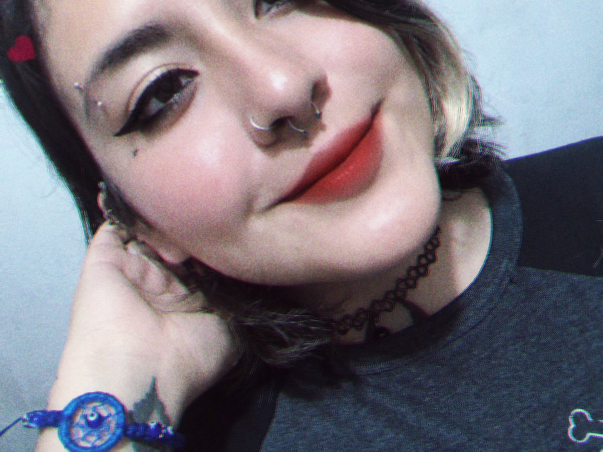 Ginaxd03's tweet photo. Holi bb buenas noches :3 
Quieren una fotito?🖤 
Deja tu Rt https://t.co/q1tfWKUJCf