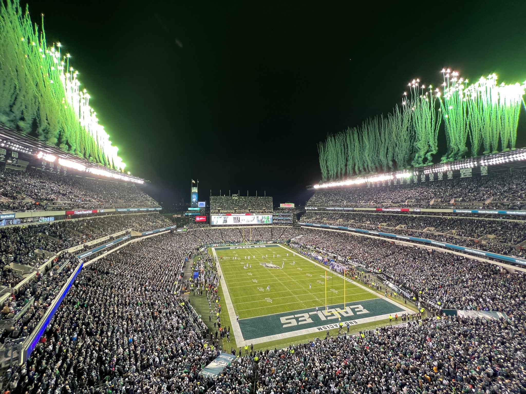 Parking By Lincoln Financial Field 40 - tgspnmw