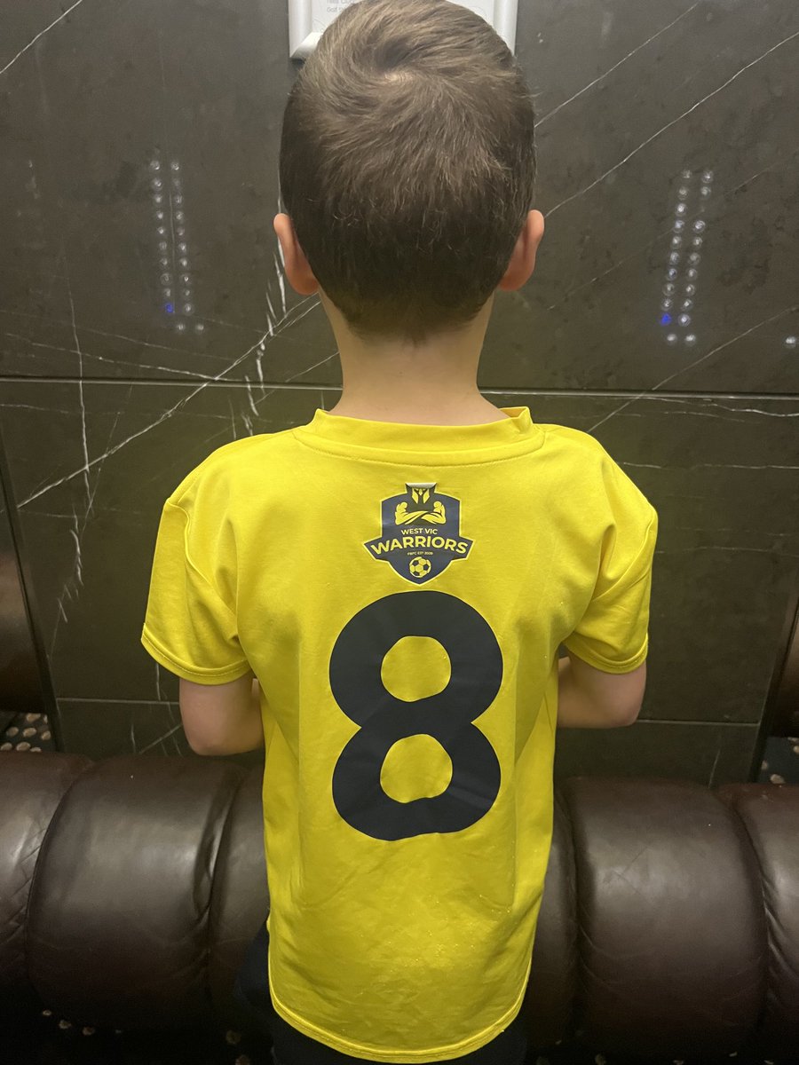 West vic number 8 - someone get on him !!