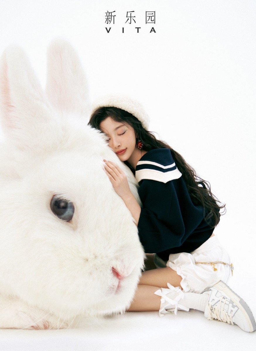 queenxueer's tweet photo. 新乐园官方微博 update of Kong Xueer {1/4}

#KongXueer #孔雪儿 #SherryKong https://t.co/OTcPuZFrxb