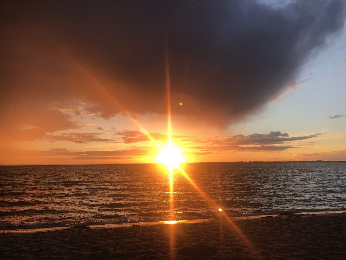 schmleon1's tweet photo. @PurdueToobah Our unofficial title is “Land of Living Skies”. This is why. https://t.co/h4p5S1i4E0