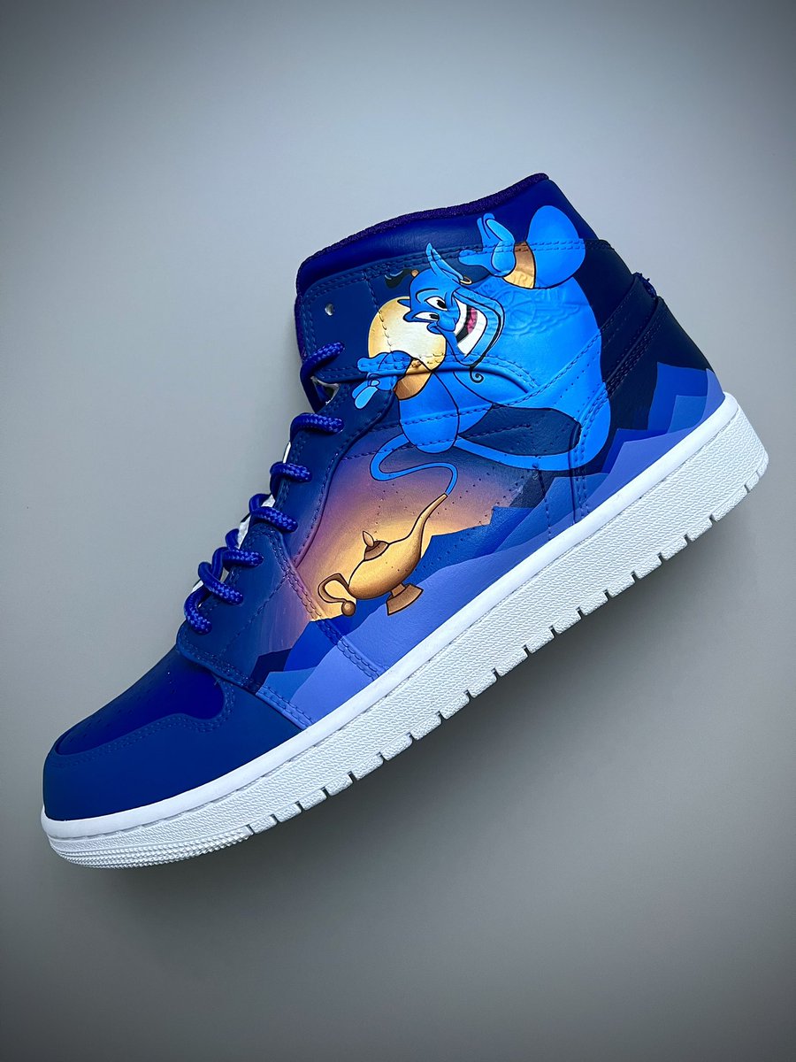 jdocustoms's tweet photo. Aladdin AJ1s hand painted by me #custom #customsneakers #art https://t.co/qPsJ4FaP2G