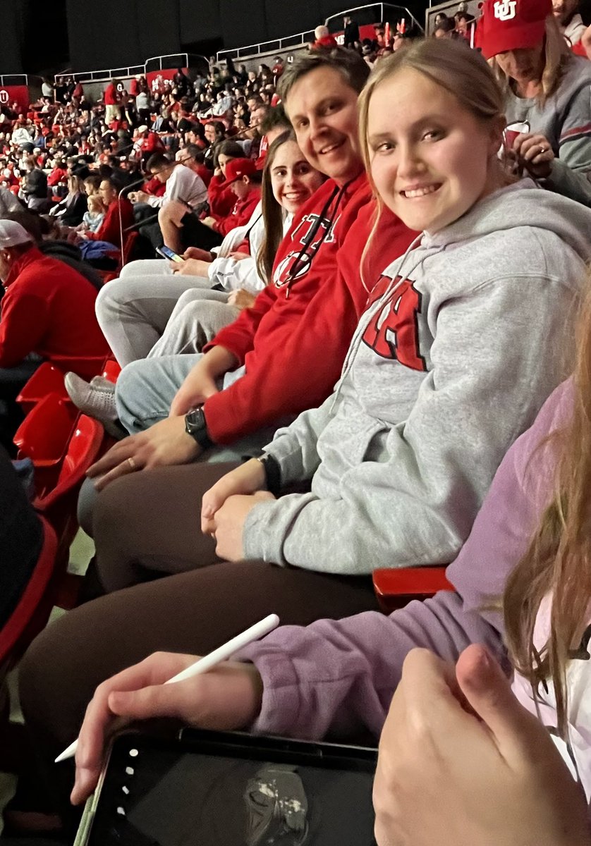 LetKidsCreate's tweet image. Happy birthday Jeff! #goutes