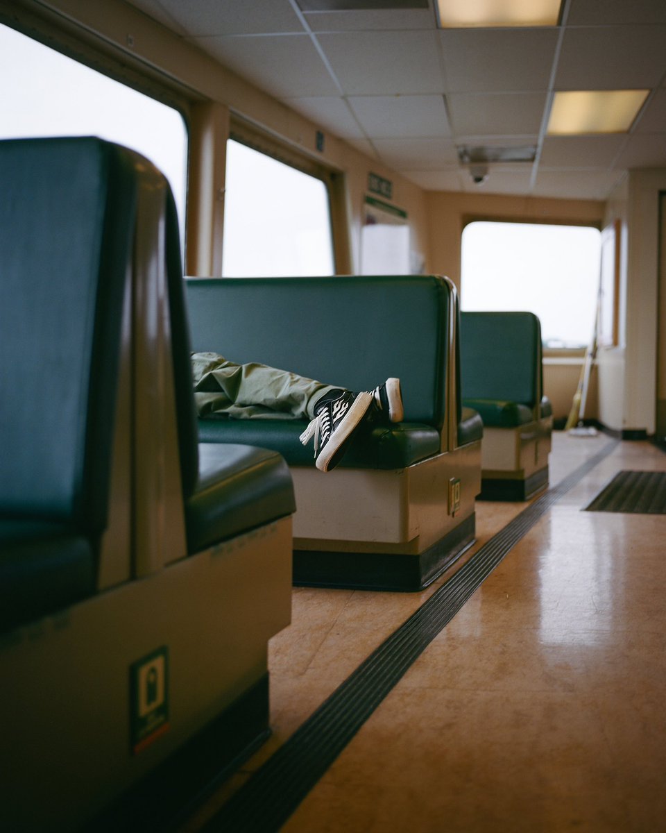kristophershinn's tweet photo. Slumber on the Sound https://t.co/CV8xBo7N5S