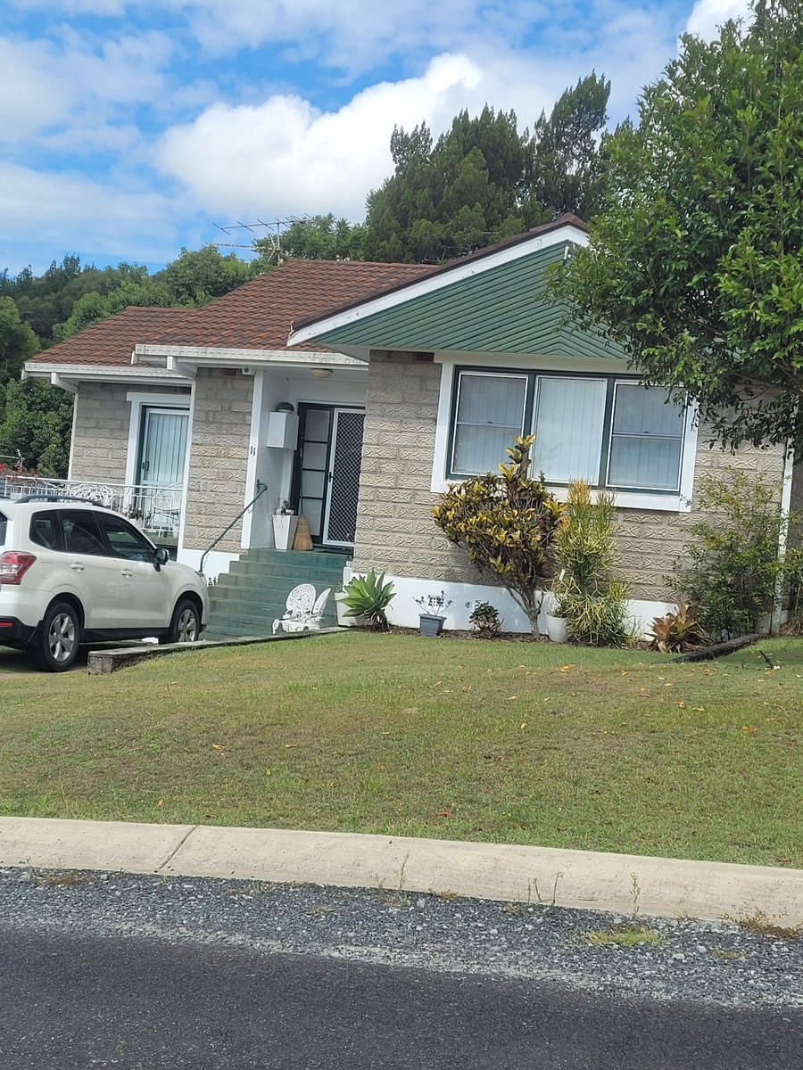 Agedcarewitheas's tweet photo. Visiting my home town...
Lots of things have changed. 
My old home.... https://t.co/LmWPEjN9LW