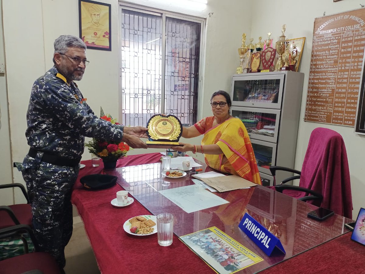 NCCDteOdisha's tweet photo. #NationalCadetCorps
DDG, NCC Directorate Odisha visited Group HQ Berhampur from 20 to 21 January. He interacted with PI Staff, inspected Special repair Works of PI Staff Quarters &amp; Obstacle course and visited City College, Berhampur. https://t.co/Qq0e8DSHLD