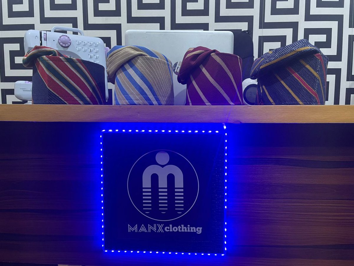 madebymanx's tweet photo. Manx Clothing is a registered men's tailoring brand.

Our services include but not limited to;
🔹100% Bespoke Tailoring
🔹Sales of stock fabric suitable for kaftan, senator and suit
🔹Sales of top notch tailoring accessories and Ready-To-Wea.
🔹We also train prospective Tailors https://t.co/rKqg7hTSMe