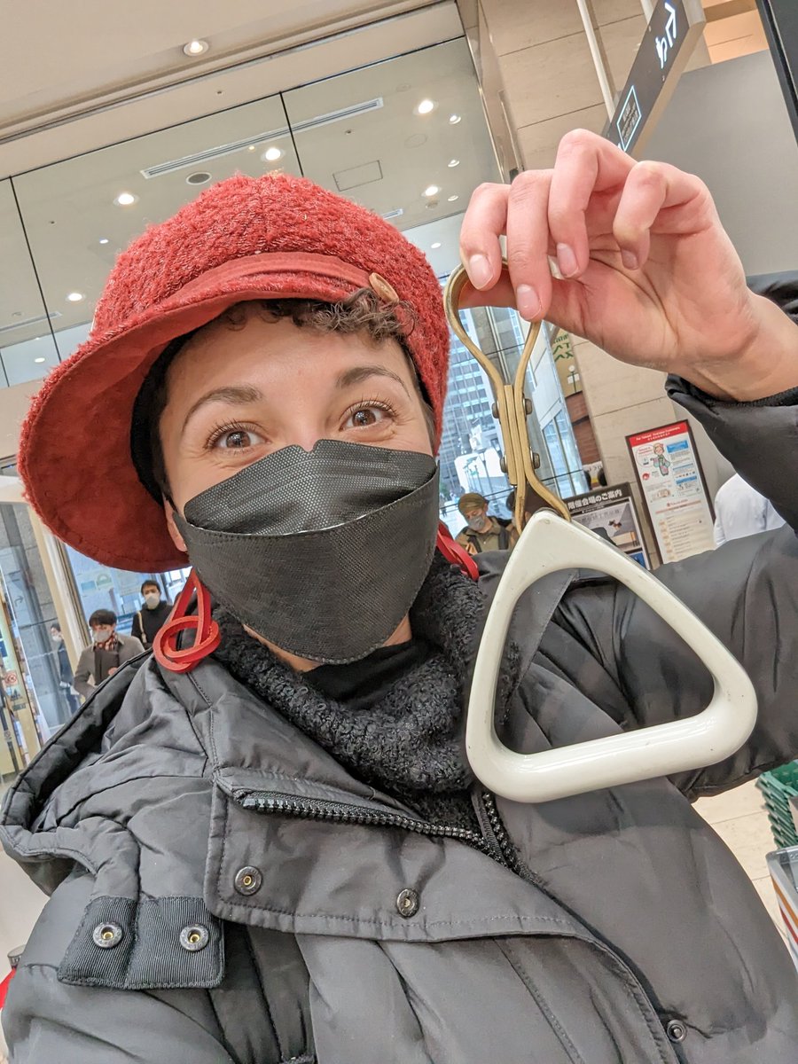 PhoebeAmoroso's tweet photo. They're selling actual Tokyo Metro parts in Tokyu Hands in Takashimaya Times Square and I just bought the blue logo! Among my most random purchases ever 😂 https://t.co/ip3lFspKhs