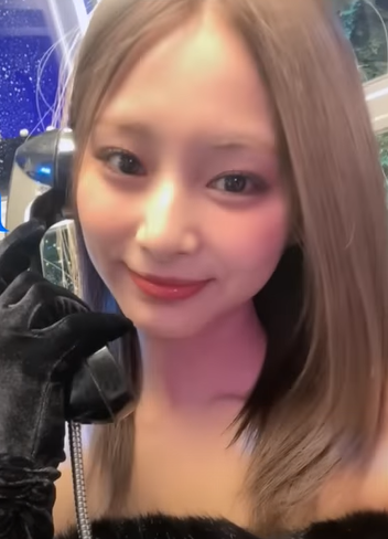 satzuthinker's tweet image. going crazy over these looks on them